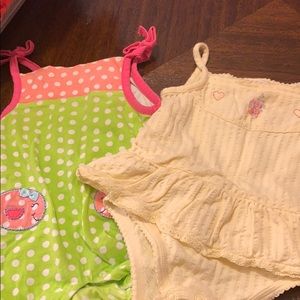2 Tanktop onesies